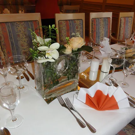 ホテル Heiner Meyer Wahrenholz